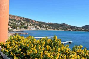 051- Agay